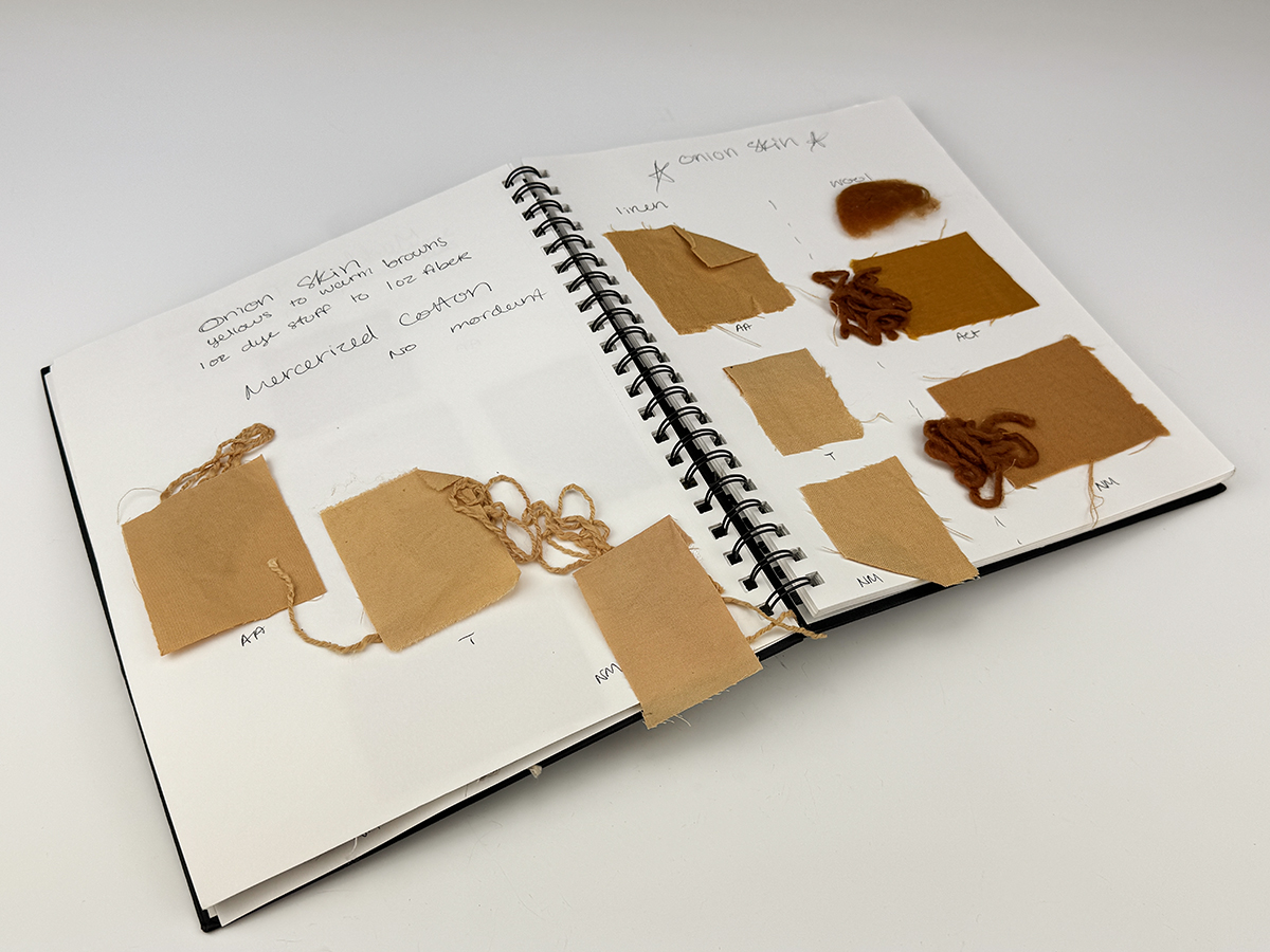 Dye Journal D
